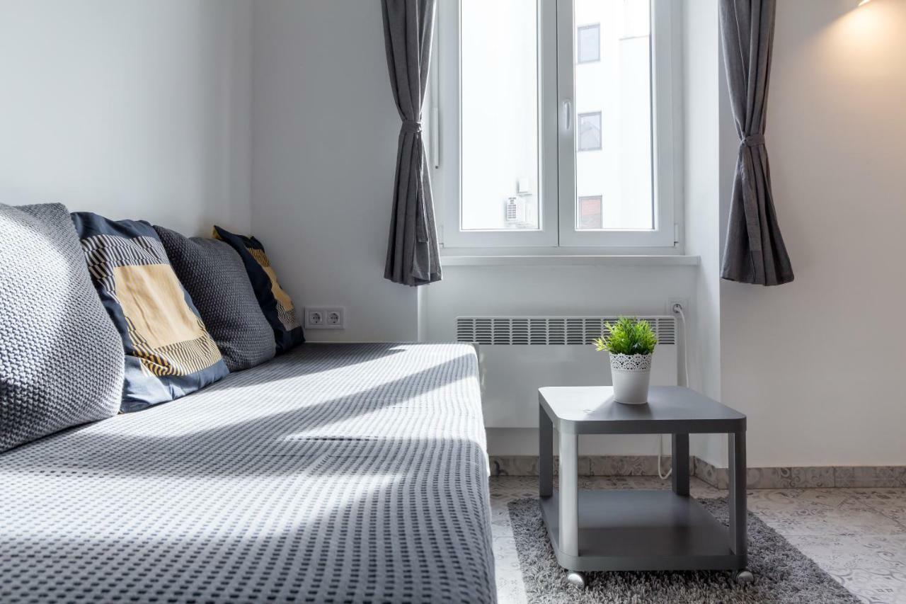 Flexible Selfcheckins 13 & 14 - Le Petit & Le Grand Zagreb - Centre - New - Apartments Repinc Exterior photo