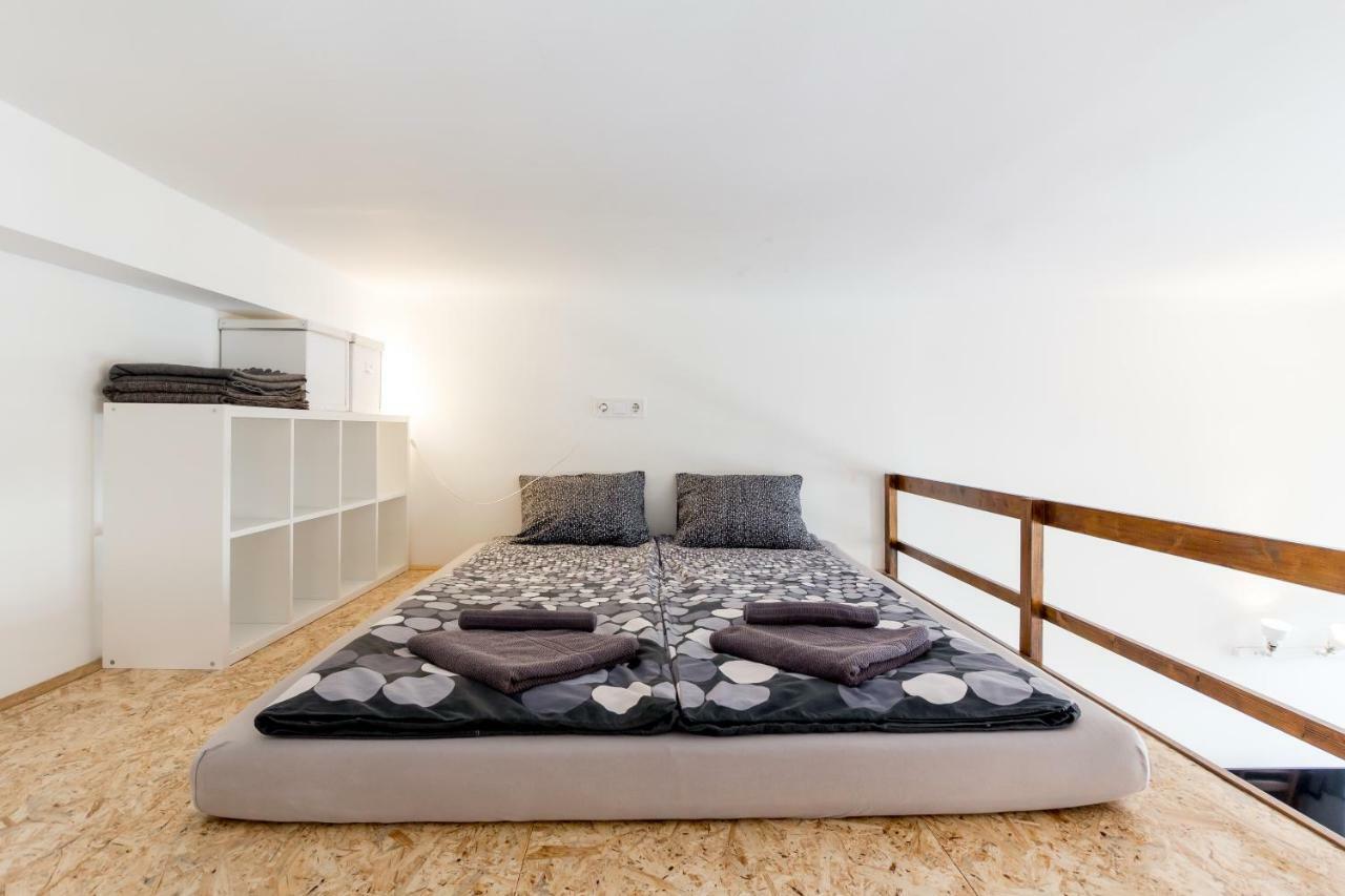 Flexible Selfcheckins 13 & 14 - Le Petit & Le Grand Zagreb - Centre - New - Apartments Repinc Exterior photo